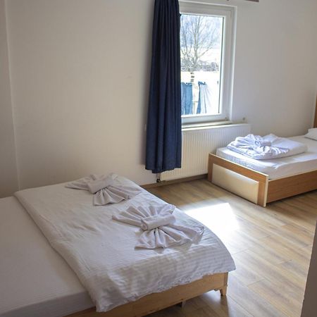 Bujtinat e lugines Valbone Aparthotel Exterior foto